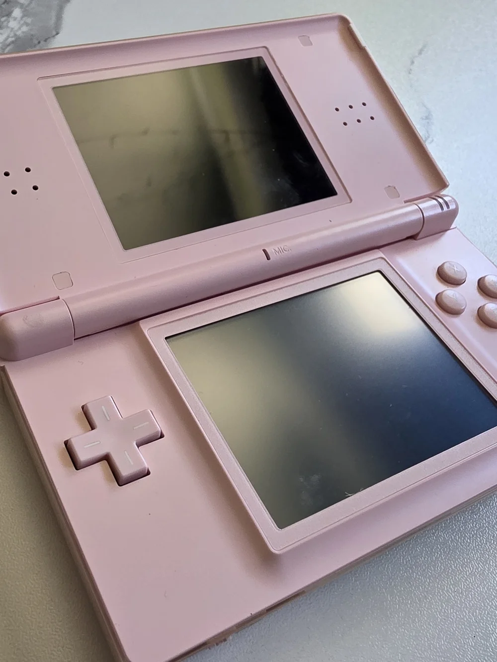 Nintendo Ds Lite Coral Pink Handheld Console With Stylus And Charger